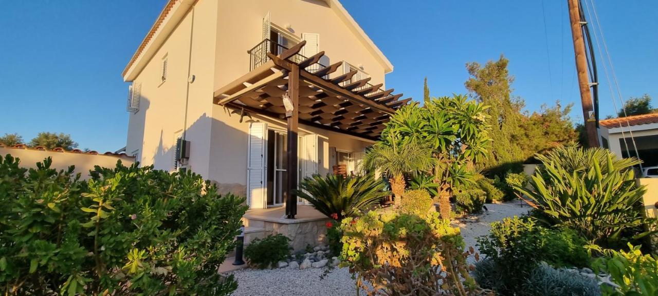 Fab Sea And Mountain View Villa, Walking Distance From The Sandy Beach Yialia Экстерьер фото